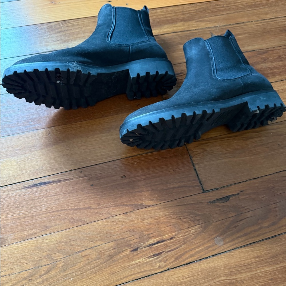 Thursday Legend Chelsea Boots for Women, Size 9.5 wide, Black - Picture 6 of 7